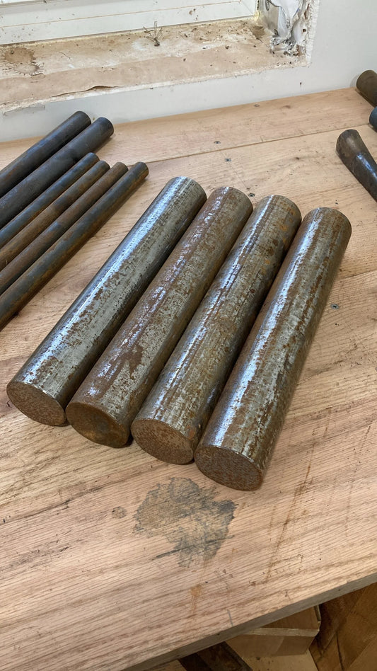 4150, 2-1/8" round bar