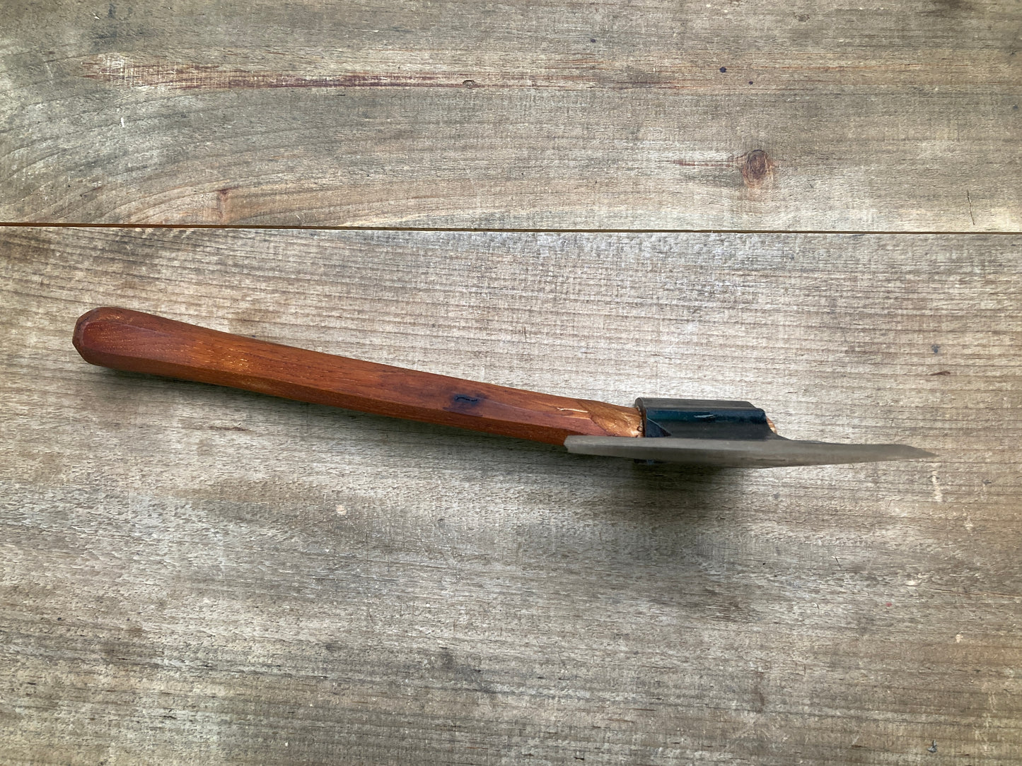 Broad Hatchet Prototype 4 A
